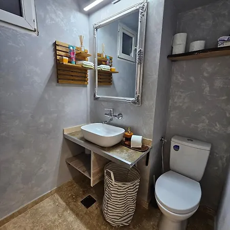 Central, Happy Wi Fi *