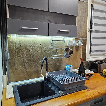 Central, Happy Wi Fi Apartment