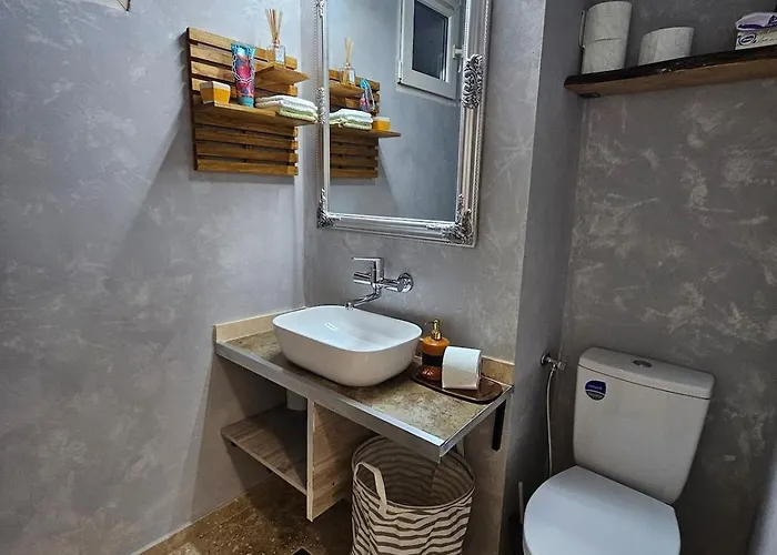 Central, Happy Wi Fi *