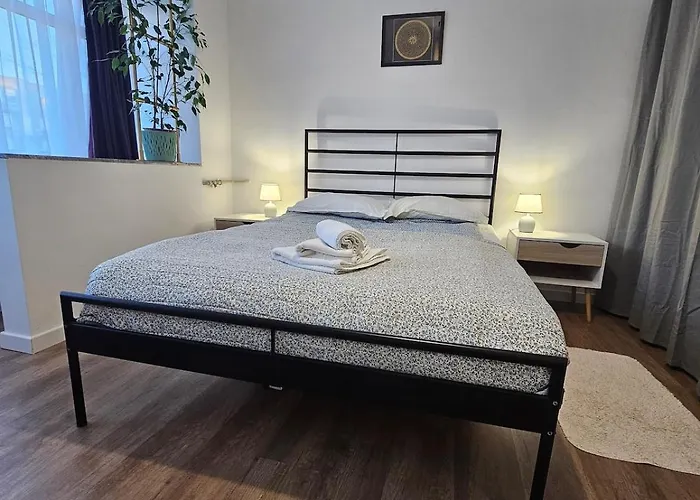 Central, Happy Wi Fi